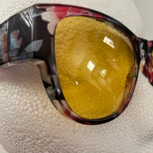 Floral Yellow-Lens Polarized Sunglasses - Picture 4 of 13